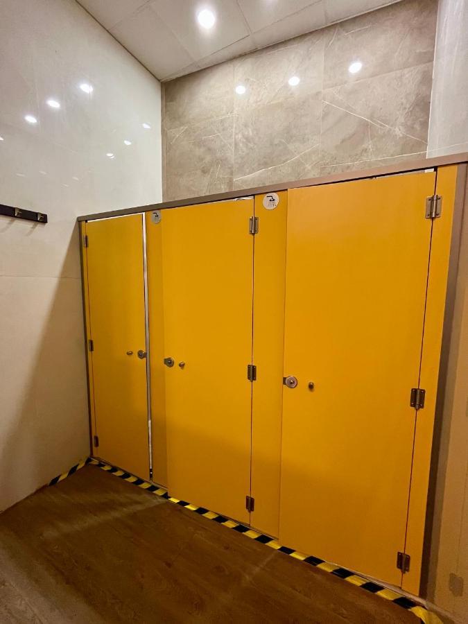 Velvet Hostel Madrid Eksteriør billede